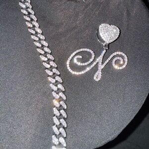 Silver Rhinestone Heart Pendant Bracelet